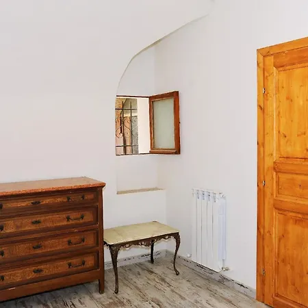 Ferienwohnung Fur 7 Personen Ca 100 Qm In Ventimiglia, Italienische Riviera Italienische Westkuste ヴェンティミーリア