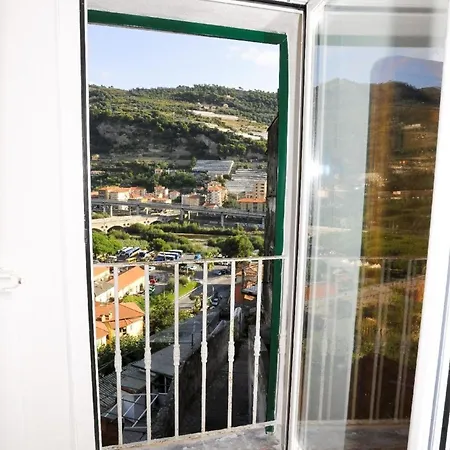 Ferienwohnung Fur 7 Personen Ca 100 Qm In Ventimiglia, Italienische Riviera Italienische Westkuste