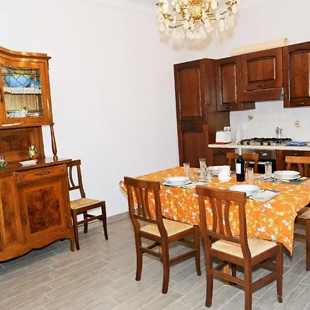 Apartamento Ferienwohnung Fur 7 Personen Ca 100 Qm In Ventimiglia, Italienische Riviera Italienische Westkuste Ventimiglia